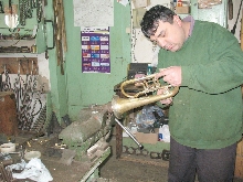Reparatii instrumente muzicale